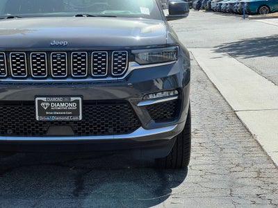 2022 Jeep Grand Cherokee Summit