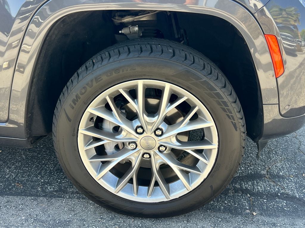 2022 Jeep Grand Cherokee Summit
