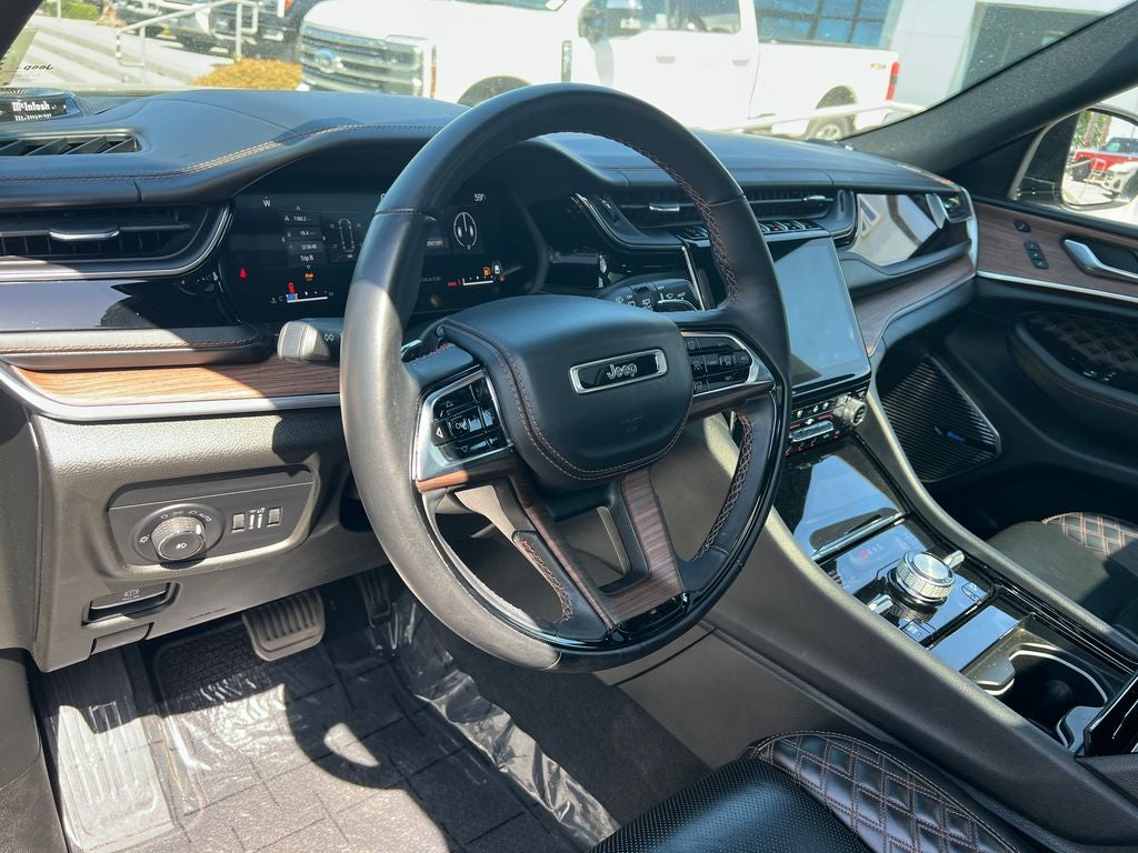 2022 Jeep Grand Cherokee Summit
