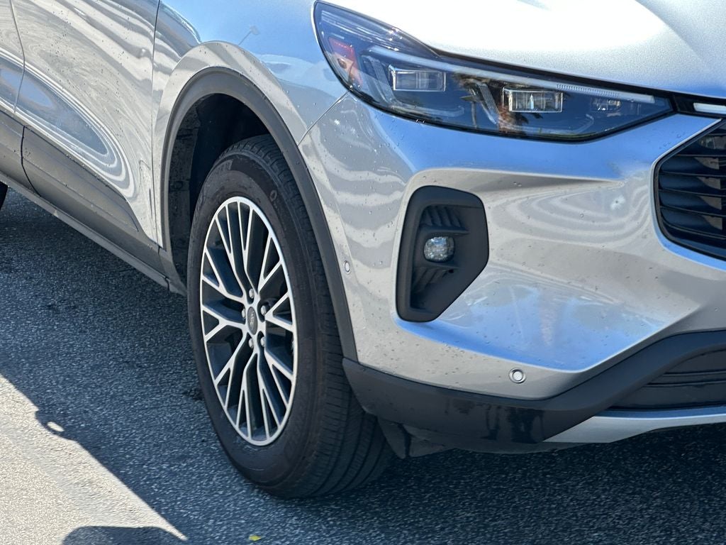 2024 Ford Escape Plug-In Hybrid Base