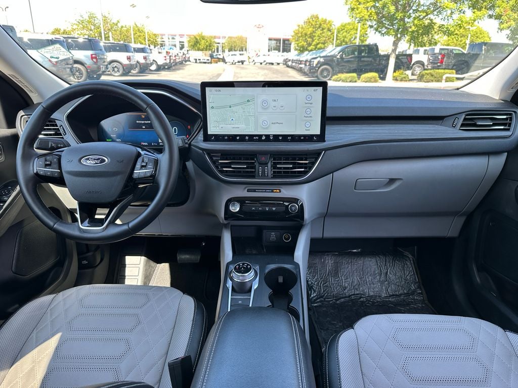 2024 Ford Escape Plug-In Hybrid Base