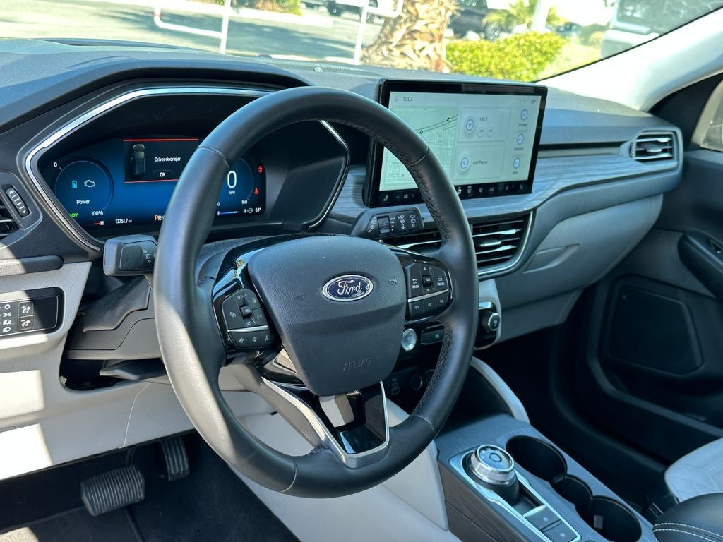 2024 Ford Escape Plug-In Hybrid Base