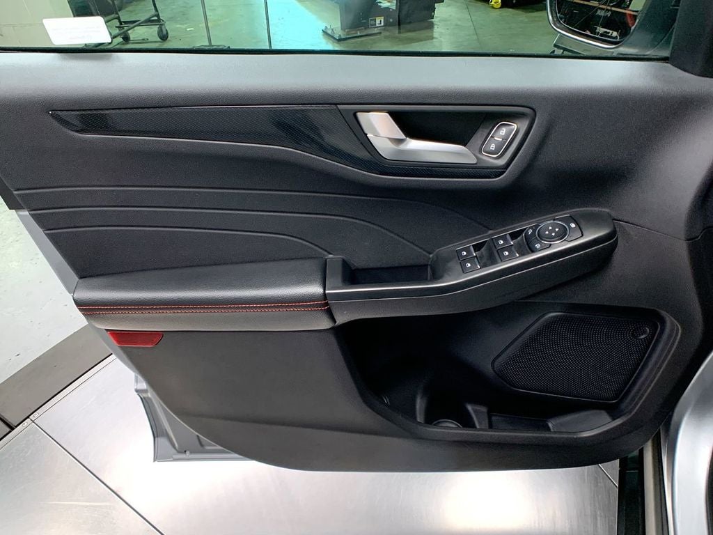 2024 Ford Escape Hybrid ST-Line