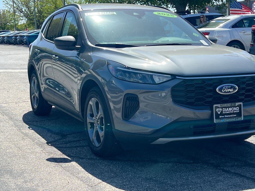 2025 Ford Escape Hybrid ST-Line