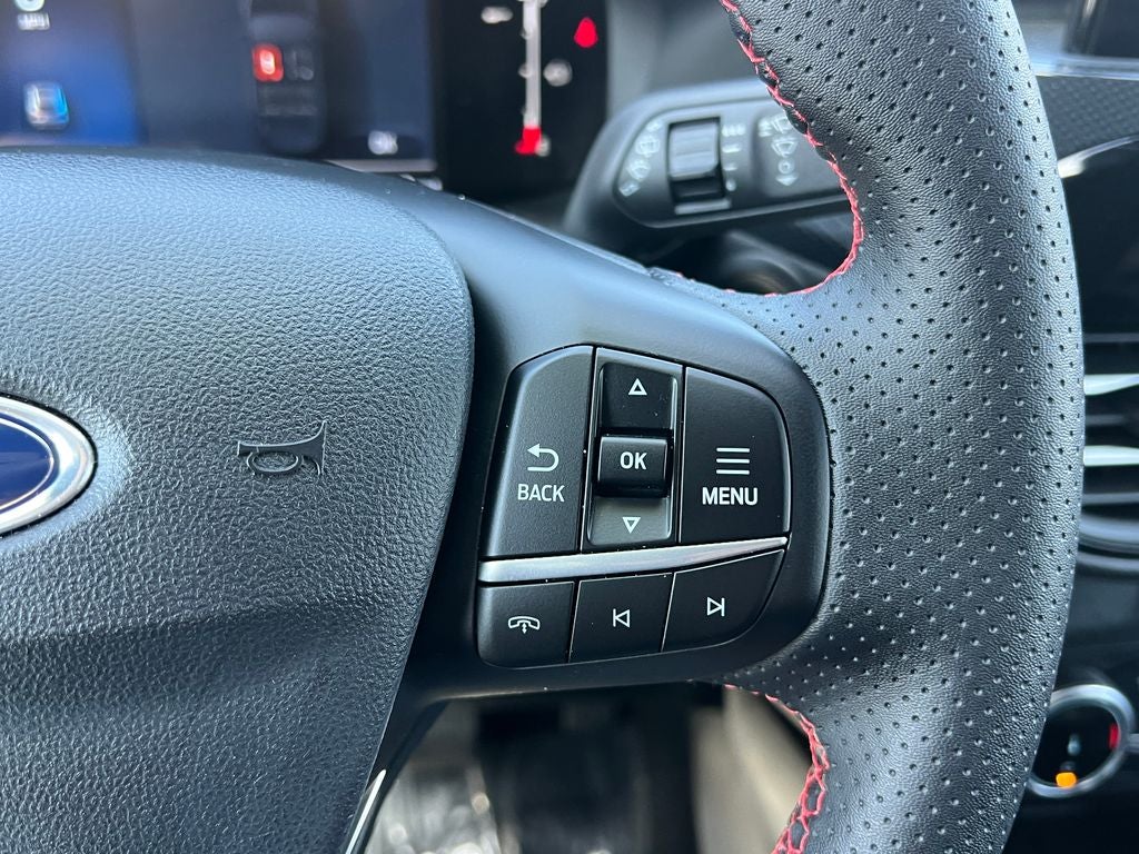 2025 Ford Escape Hybrid ST-Line