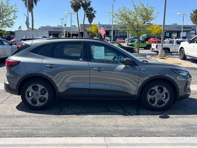 2025 Ford Escape Hybrid ST-Line