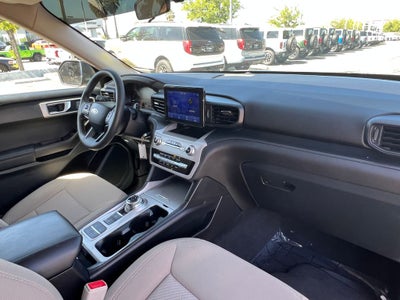 2024 Ford Explorer Base