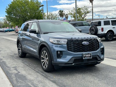 2025 Ford Explorer ST-Line