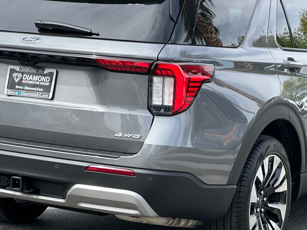 2025 Ford Explorer Platinum