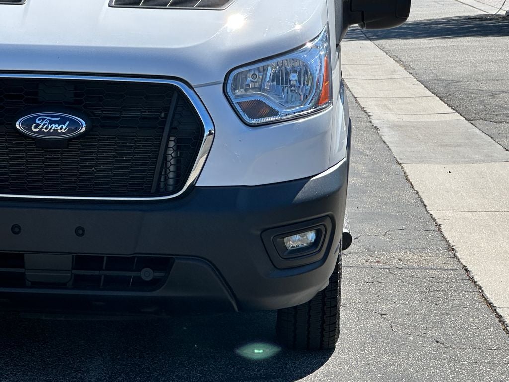 2022 Ford Transit-250 Base