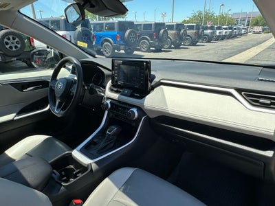 2022 Toyota RAV4 XLE Premium