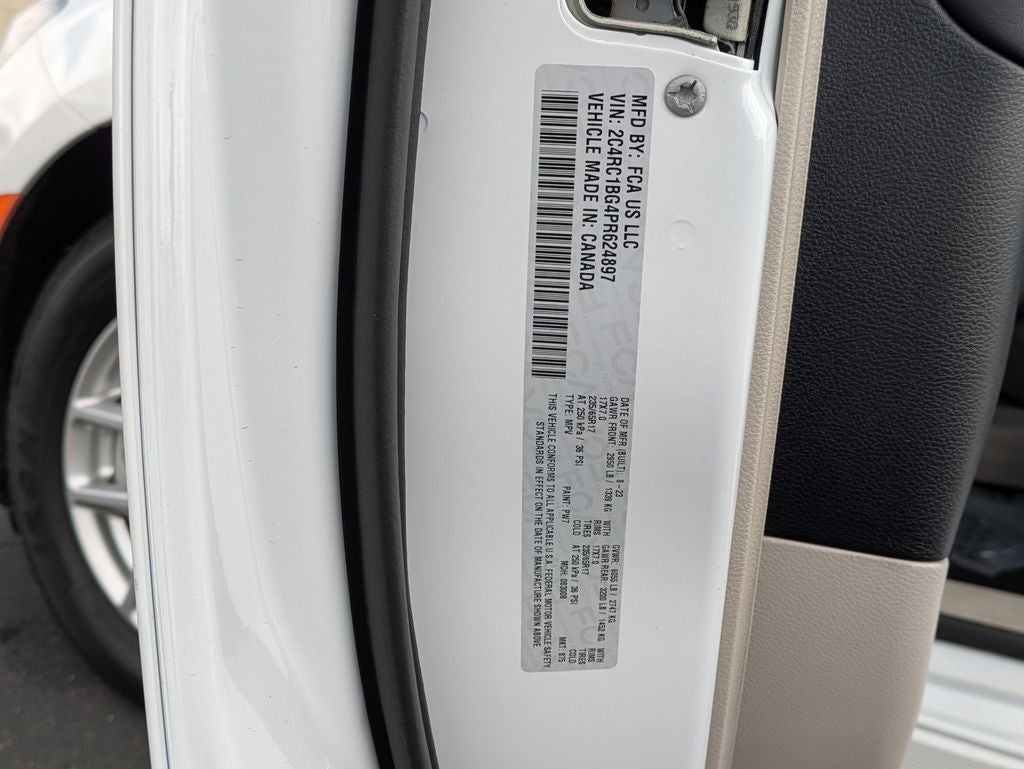 2023 Chrysler Pacifica Touring L