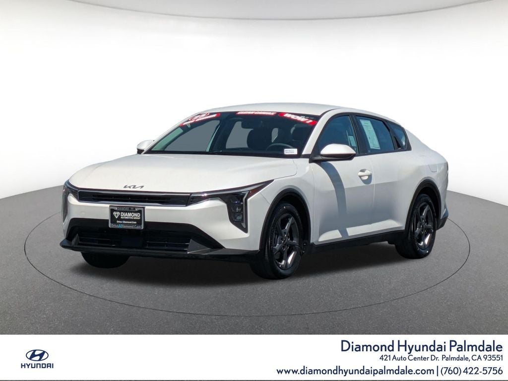 2025 Kia K4 LXS