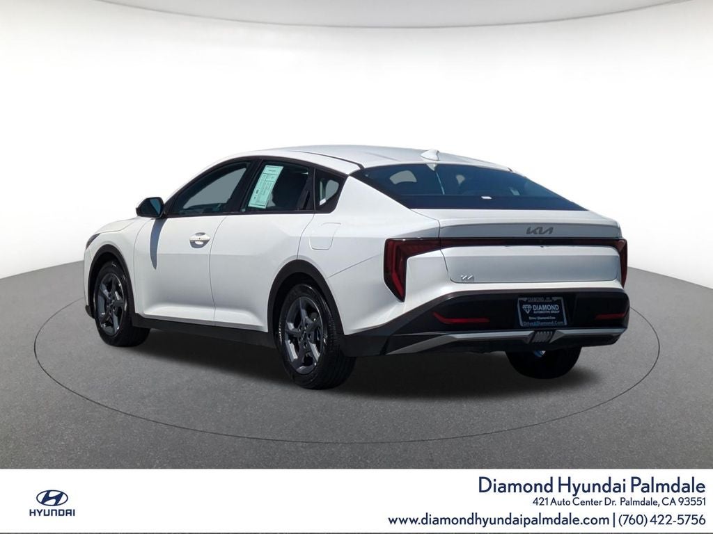 2025 Kia K4 LXS