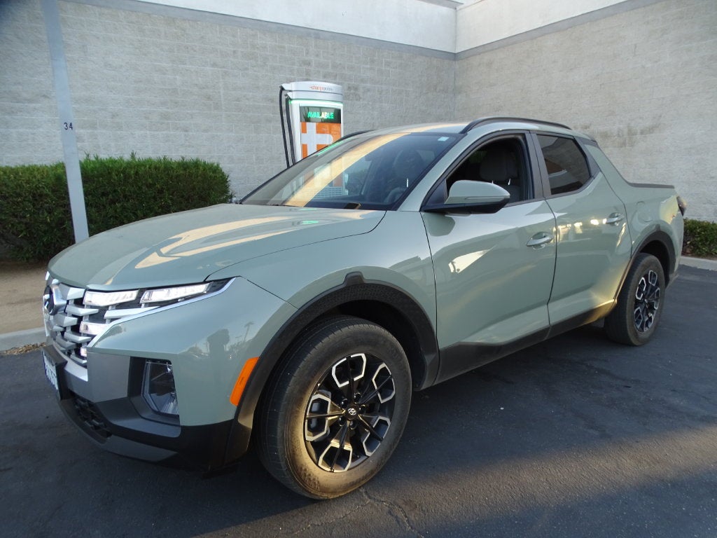 2023 Hyundai Santa Cruz SEL Premium