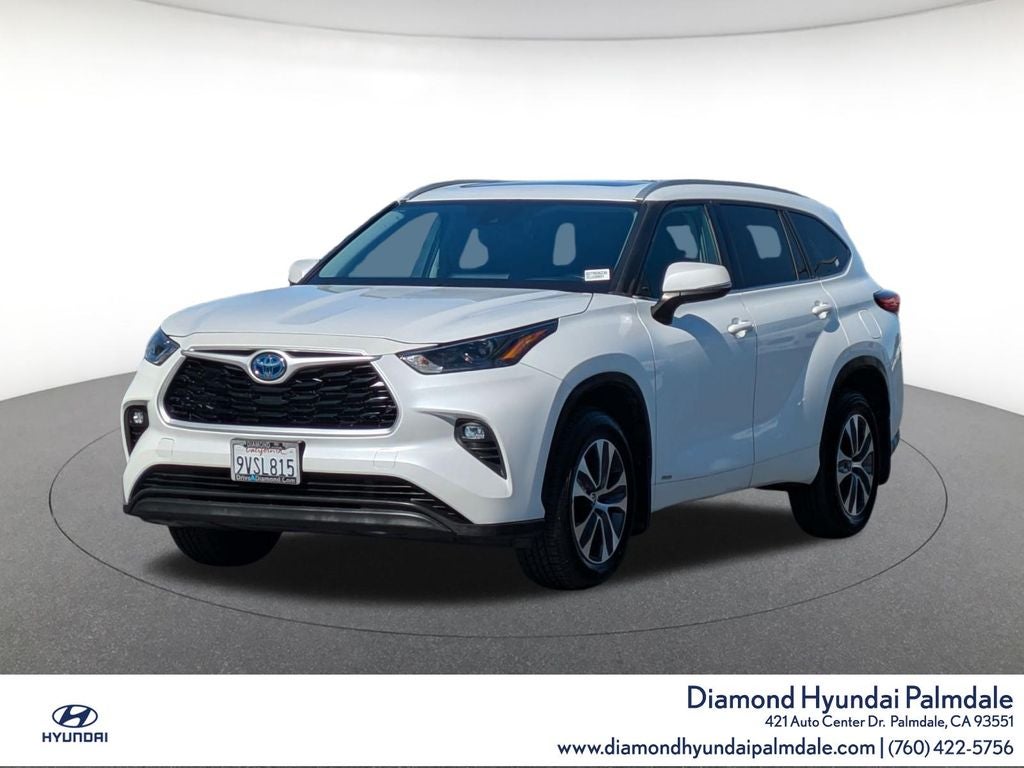2022 Toyota Highlander Hybrid XLE