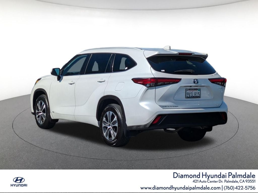 2022 Toyota Highlander Hybrid XLE