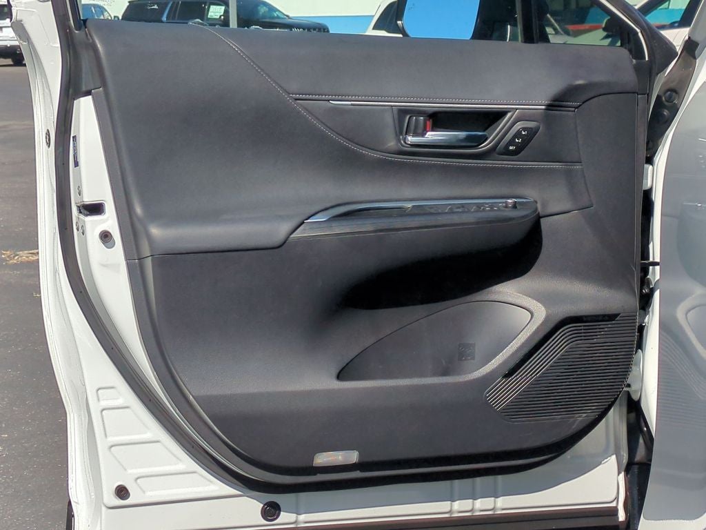 2023 Toyota Venza Nightshade