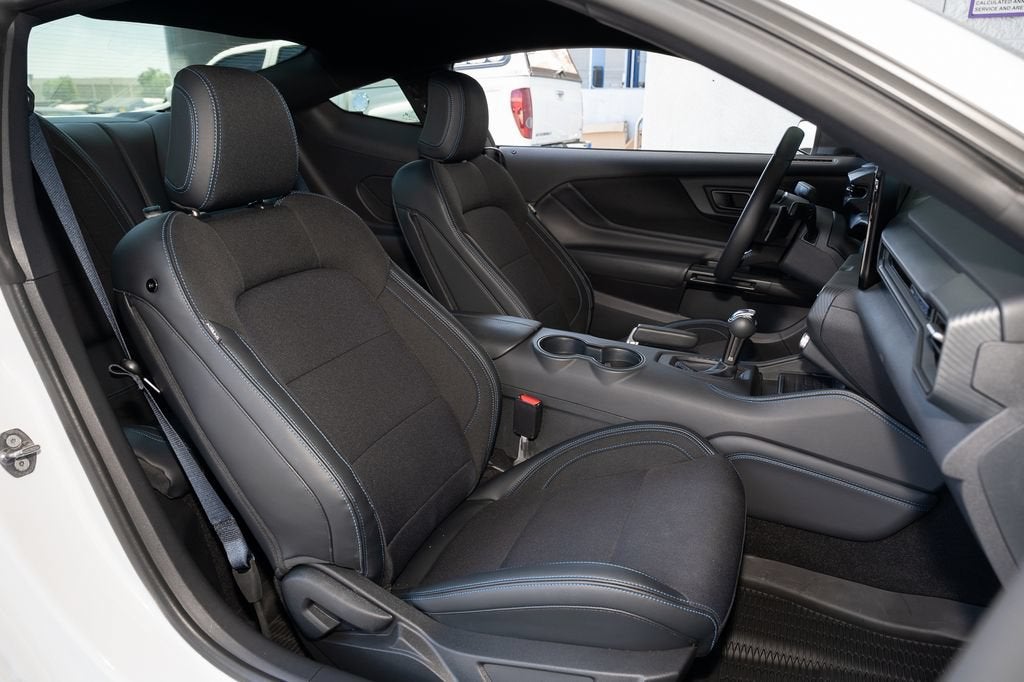 2024 Ford Mustang Dark Horse