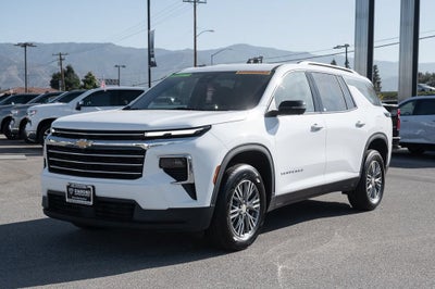 2024 Chevrolet Traverse LT