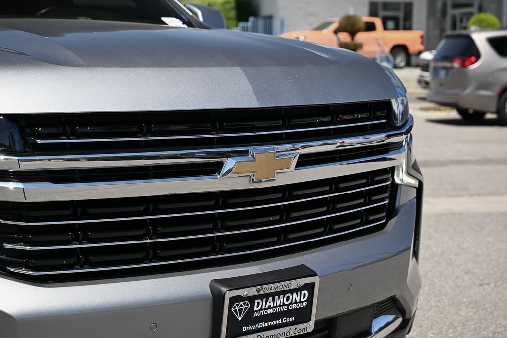 2024 Chevrolet Suburban LT