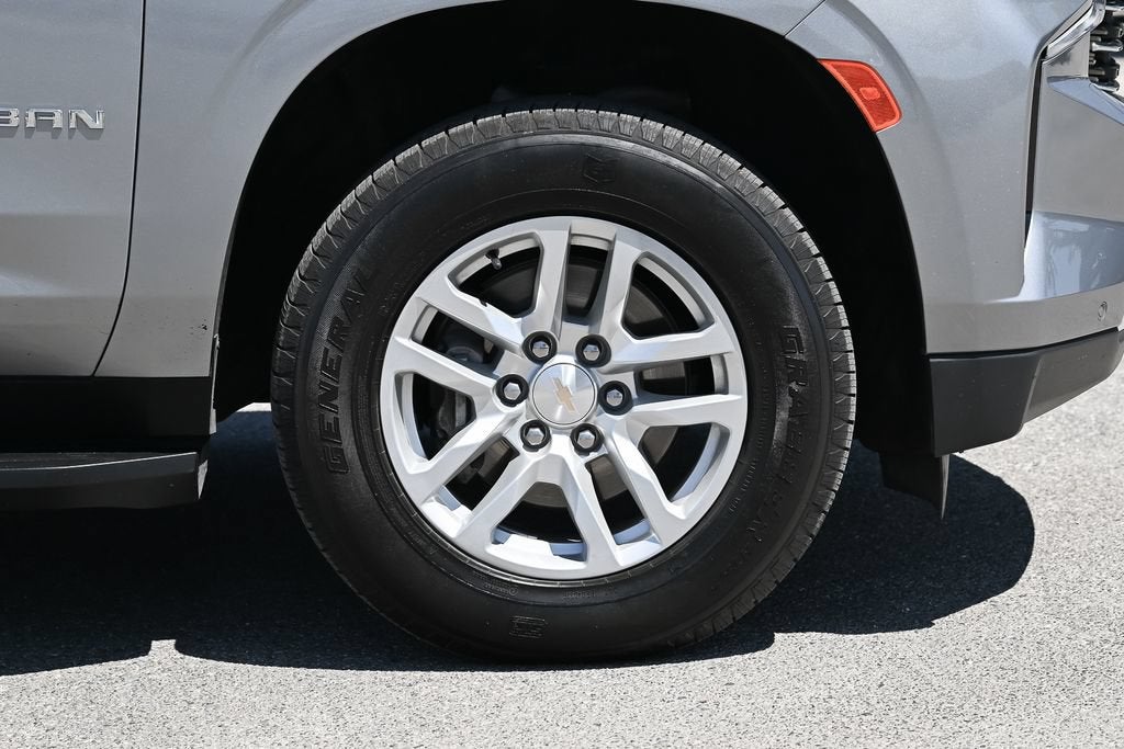 2024 Chevrolet Suburban LT