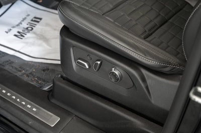 2023 Cadillac Escalade 4WD Sport Platinum