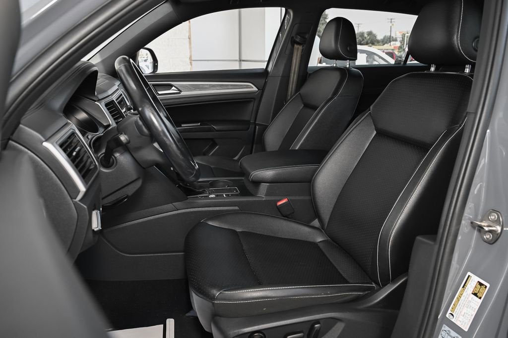 2020 Volkswagen Atlas Cross Sport 2.0T SE w/Technology
