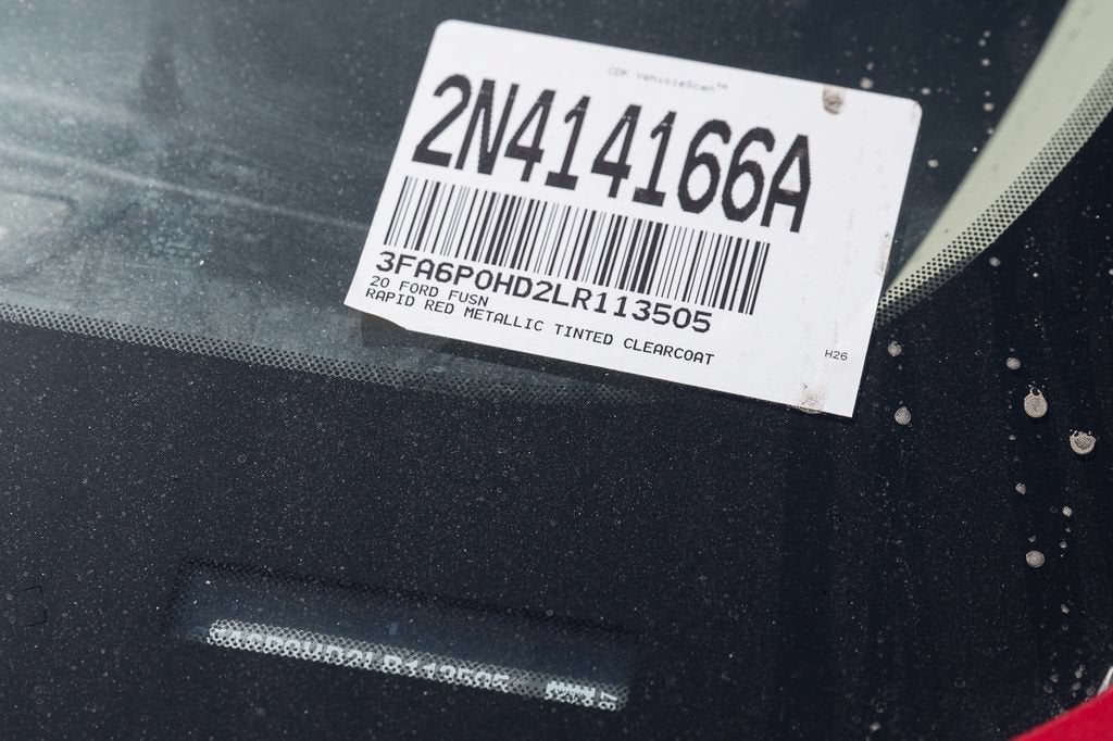 2020 Ford Fusion SE