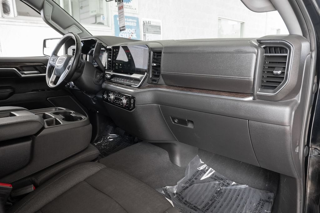 2023 GMC Sierra 1500 SLE