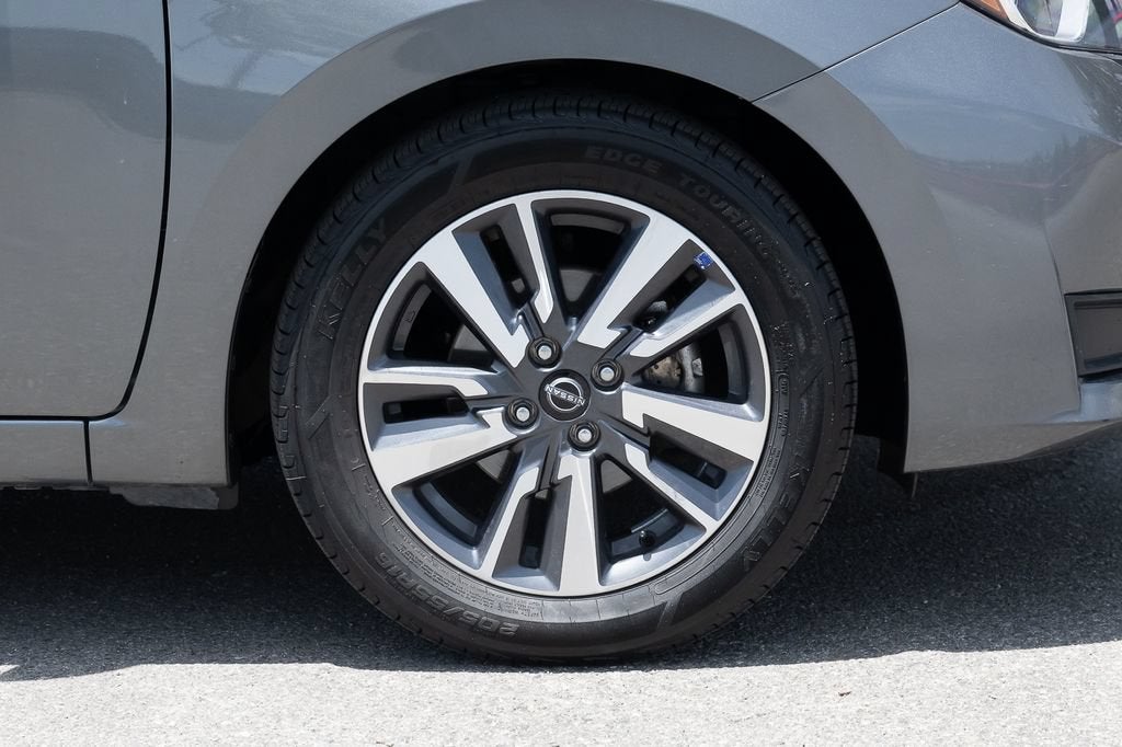 2023 Nissan Versa SV