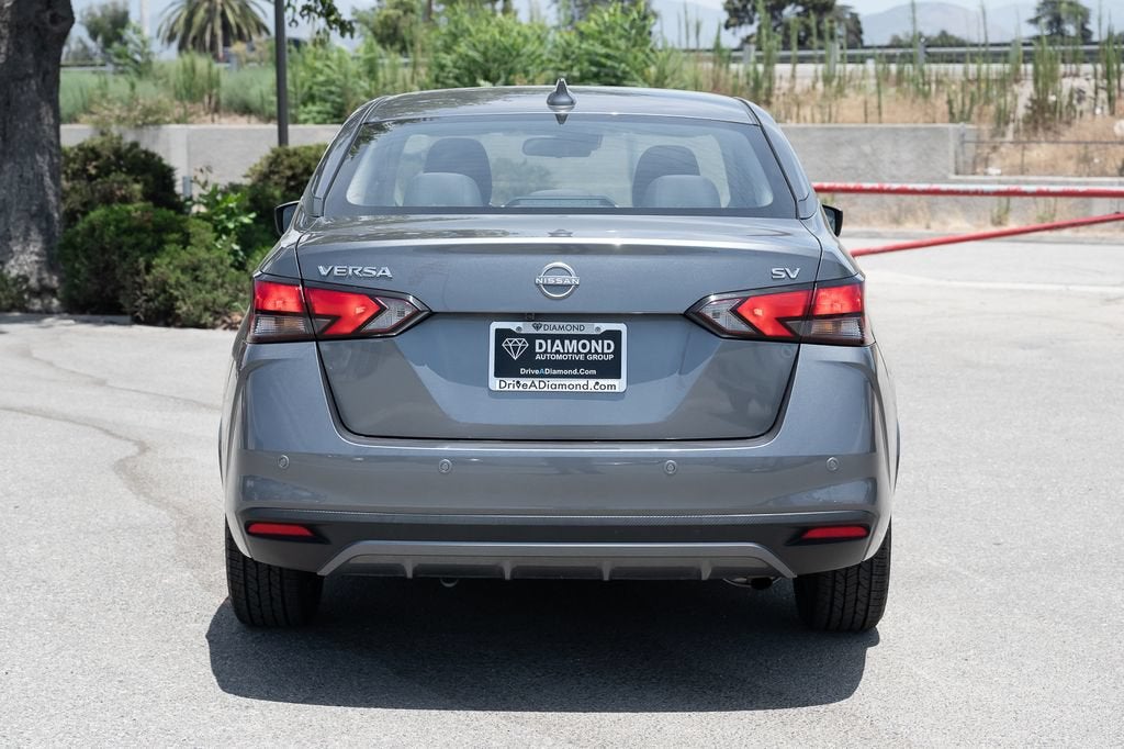 2023 Nissan Versa SV