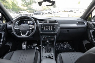 2023 Volkswagen Tiguan SE R-Line Black