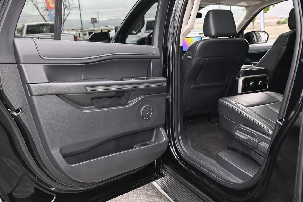 2023 Ford Expedition Max XLT