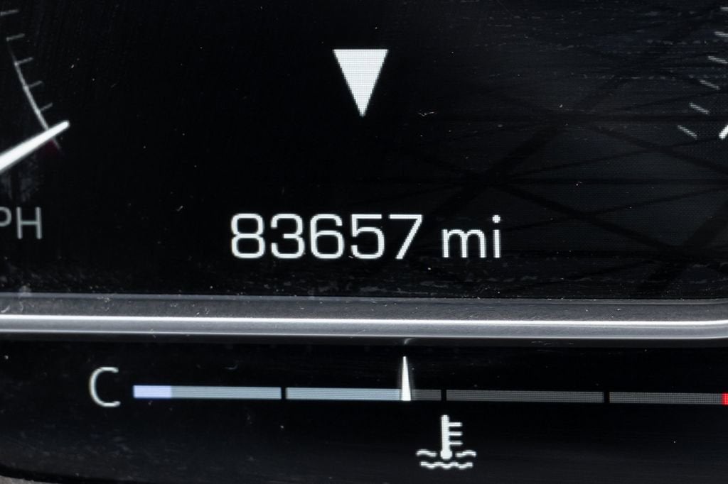 2022 GMC Yukon XL SLE