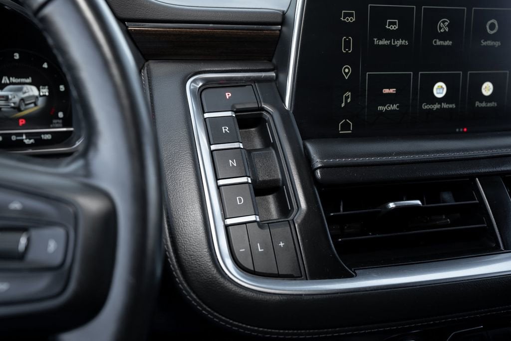 2022 GMC Yukon XL SLE
