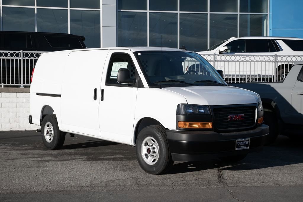 2025 GMC Savana Cargo Work Van