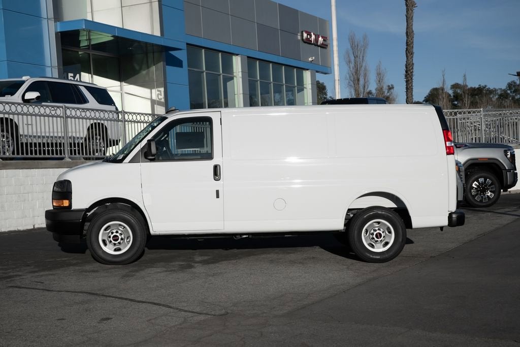 2025 GMC Savana Cargo Work Van