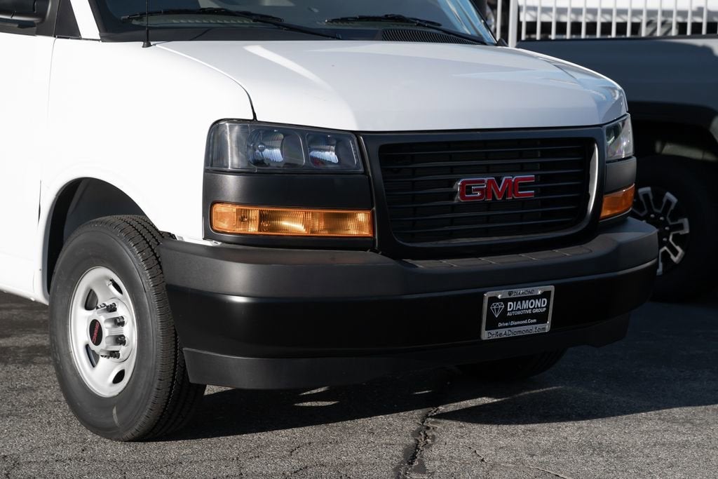 2025 GMC Savana Cargo Work Van