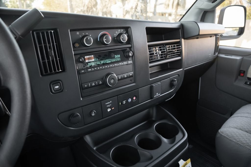 2025 GMC Savana Cargo Work Van