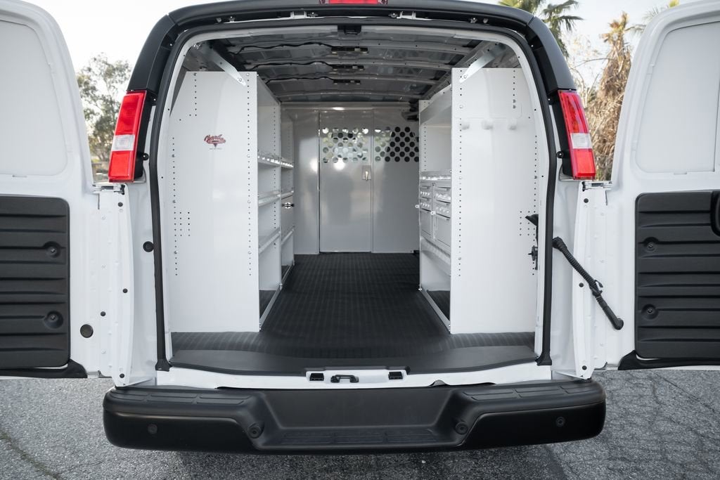 2025 GMC Savana Cargo Work Van