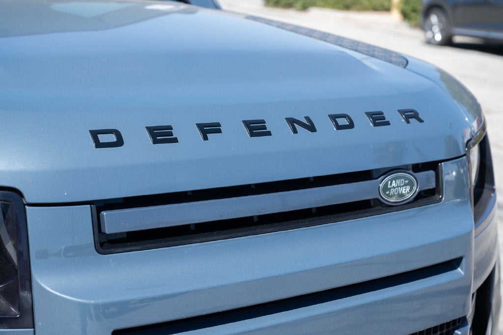 2023 Land Rover Defender S