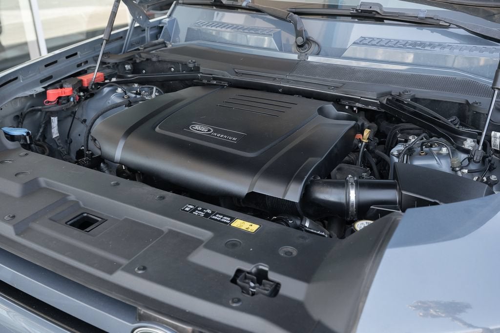 2023 Land Rover Defender S