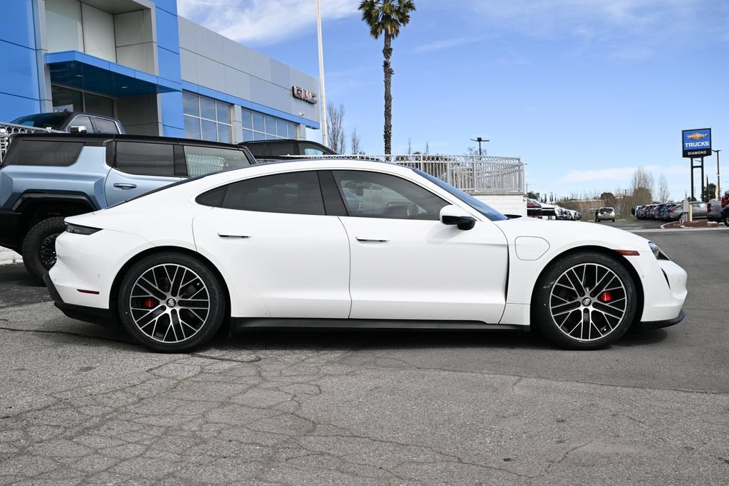 2022 Porsche Taycan 4S