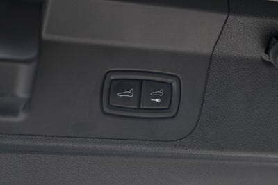 2023 Porsche Panamera Base